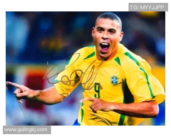 历史百大足球球星排名解析及其传奇成就回顾 历史百大足球球星排名解析及其传奇成就回顾